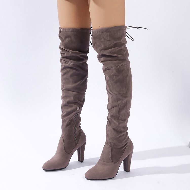 Őszi és téli új külkereskedelmi nagy méretű, térdig érő, rugalmas csizma, magas sarkú, vastag sarkú, hegyes orrú, egyszínű, hosszú velúr női csizma raktáron