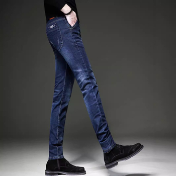 2024 őszi új, csúcskategóriás farmernadrág, férfi karcsúsított, rugalmas szárú, koreai stílusú, divatos, lezser nadrág fiataloknak