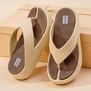 Σαγιονάρες για γυναίκες Καλοκαίρι 2025 Νέα ρούχα παραλίας για αύξηση ύψους Μοντέρνα, ευέλικτα, άνετα, αντιολισθητικά, με χοντρή σόλα