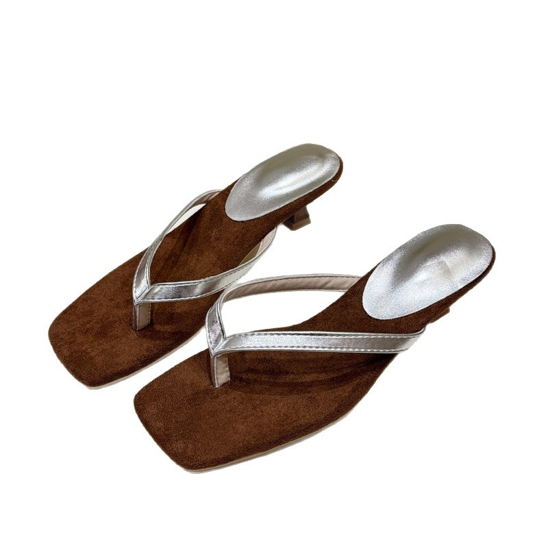 Šlepetės moterims 2025 m. vasaros šlepetės Aukštakulniai Stiletto kulniukai Šlepetės viršutiniam drabužiui Madingos universalios šlepetės Basutės kvadratinėmis nosimis