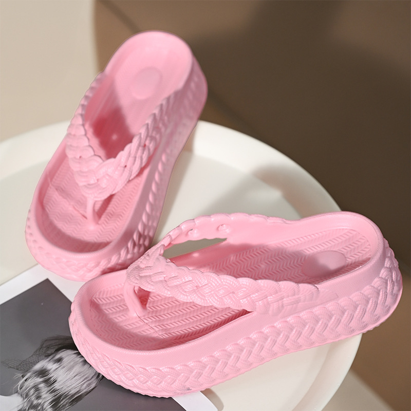 Jaunas, vienkrāsainas, modernas, daudzpusīgas, biezas zoles, īpaši mīkstas, neslīdošas pludmales, mājas un āra sandales