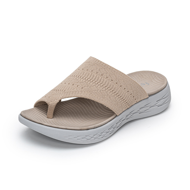 Külkereskedelmi papucsok nőknek 2025 Új flip-flopok, kényelmes, könnyű, divatos és sokoldalú külső ruházati strandszandálok