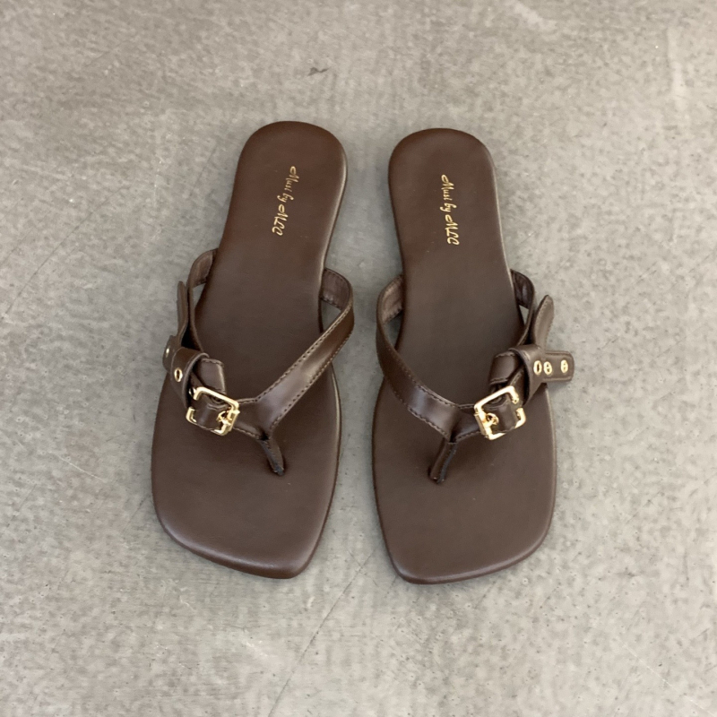 Koreai stílusú, niche papucsok női nyári külső viselethez 2025-ben, új divat szoknyával és strandszandállal nőknek