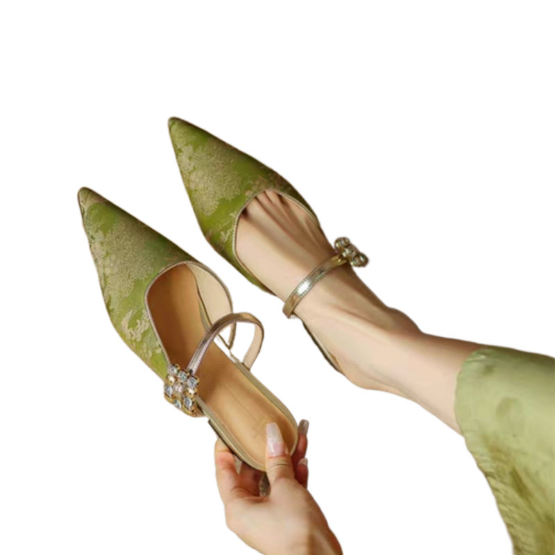 Naujos kiniško stiliaus žakardo, kalnų krištolinės, žemakulnės šlepetės moterims, vasarinės, naujos, stilingos, storakulnės, smailios nosies, basutės su tingiu padu