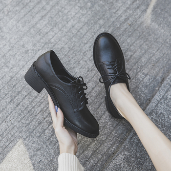 Ženske cipele s mekim dnom od grube kože iz 2024., nove mokasine s dubokim ustima, ženske cipele, univerzalne, britanskog stila, ležerne, jednoslojne cipele, modne