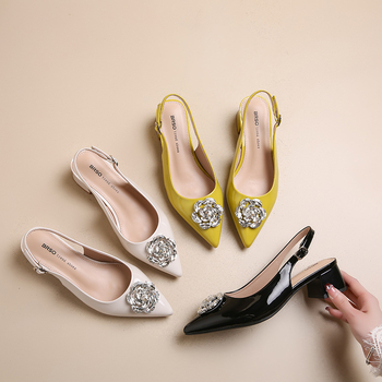 Prantsuse kividega varvastega sandaalid naistele 2025. aasta suvised libistatavad terava ninaga moodsed kingad lillelised elegantsed kontsad Ol naiste kingad trendikad