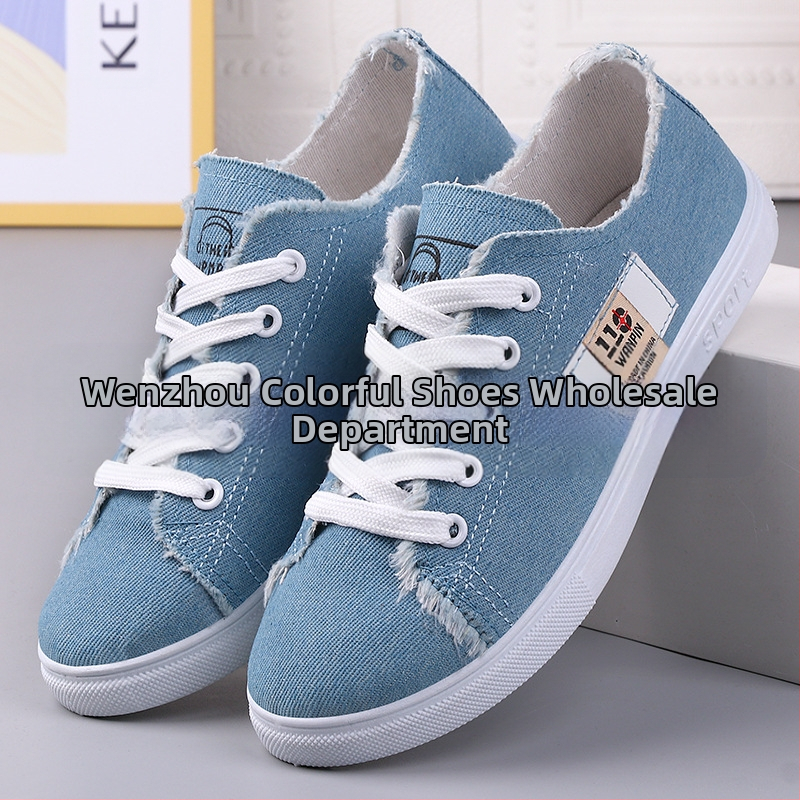 Vientisi pristatyti nauji studentų drobiniai bateliai, patogūs, lengvi laisvalaikio bateliai, languoti medžiaginiai bateliai, seni Pekino medžiaginiai bateliai, moteriški