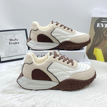 Γυναικεία παπούτσια προπόνησης γερμανικής κατασκευής, ασορτί χρώματος, 2024, νέα φθινοπωρινά και χειμωνιάτικα ρετρό, δροσερά παπούτσια με χοντρή σόλα και επένδυση από φλις, γυναικεία αθλητικά παπούτσια Forrest Gump για γυναίκες.