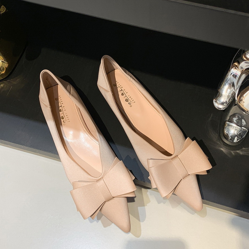 2873-H2 Koreai divatos, kényelmes, édes női cipők, lapos talpú, sekély szájú, hegyes sarkú, szatén masnival díszített, lapos sarkú cipők