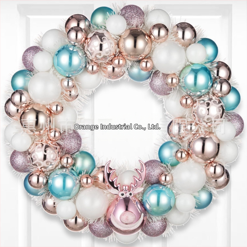 Határokon átnyúló karácsonyi dekoráció, girland, ajtóra akasztható koszorú, karácsonyi gömb, girland medál, karácsonyi függő dekoráció
