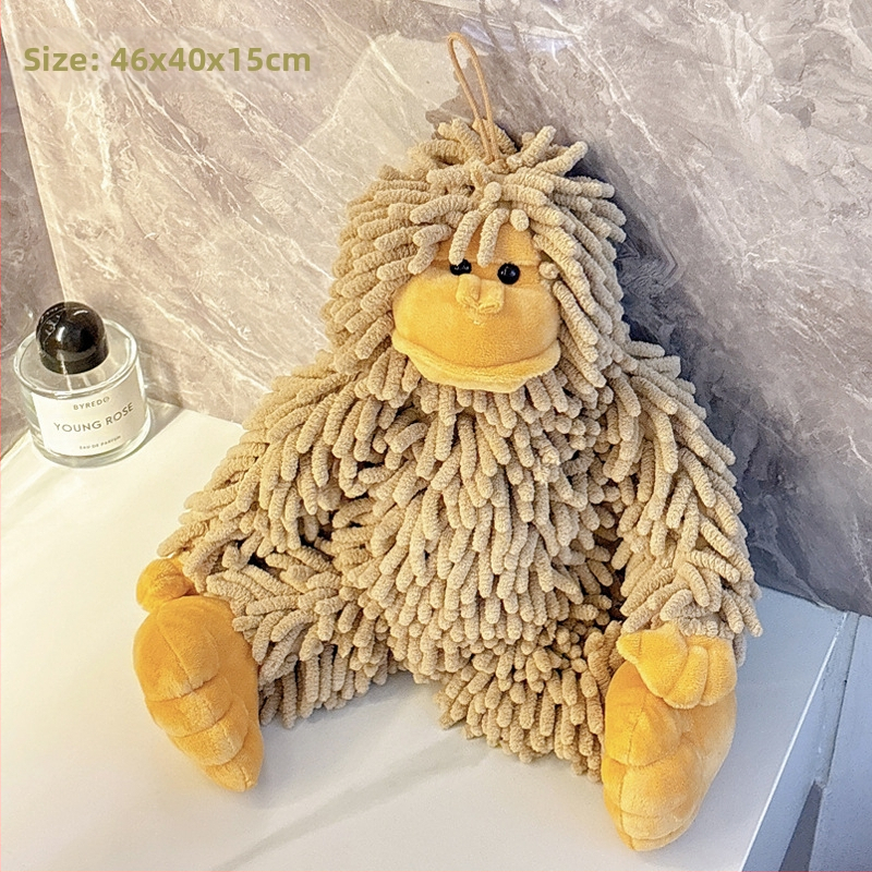 Miela trimatė šenilinė lėlė, rankinis, virtuvė, vonios kambarys, itin sugerianti nosinė, pakabinamas rankšluostis, rankšluostis