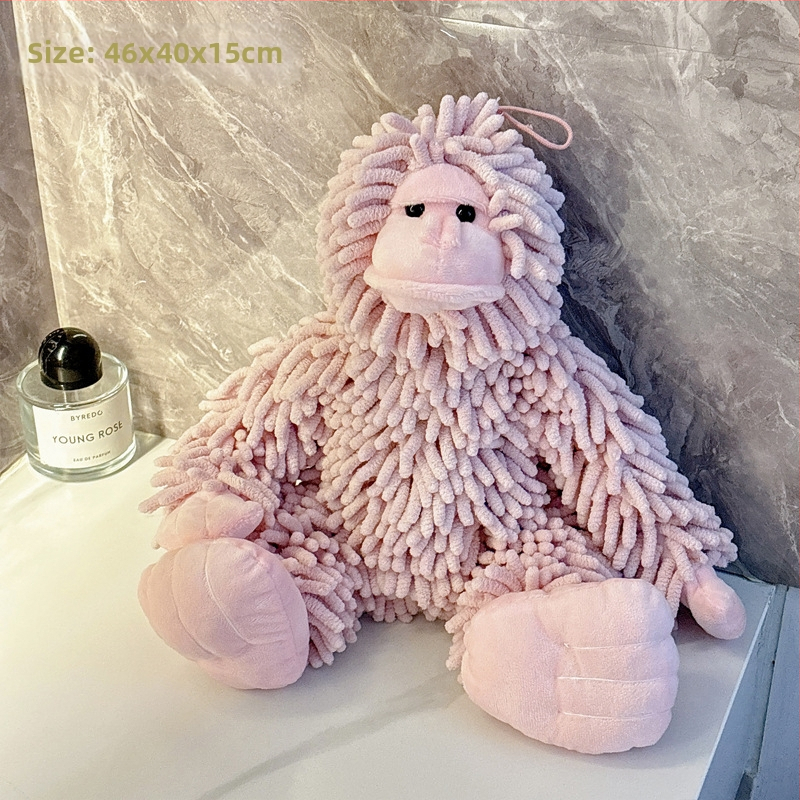 Miela trimatė šenilinė lėlė, rankinis, virtuvė, vonios kambarys, itin sugerianti nosinė, pakabinamas rankšluostis, rankšluostis