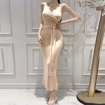 Dongdaemun της Νότιας Κορέας, κομψό, θηλυκό και σέξι φόρεμα με V λαιμόκοψη και κορδόνια που σχηματίζει τη μέση, μακρύ τιράντες