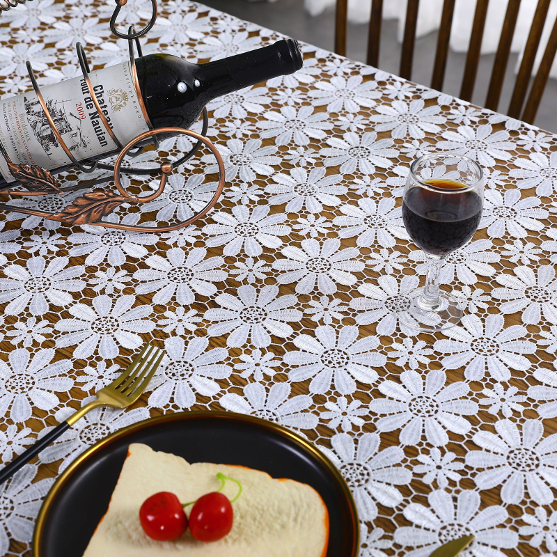 Európai stílusú egyszerű terítő, gyári háztartási csúszásmentes étkezőasztal, dohányzóasztal, üreges huzatú szövet, hosszú, kiváló minőségű terítő