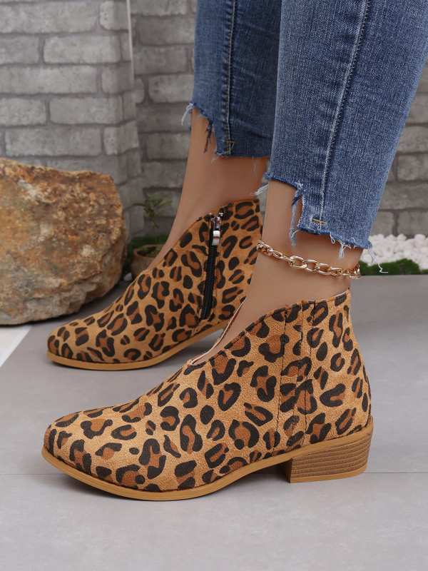 Európai és amerikai külkereskedelmi molett vastag sarkú, kerek orrú, leopárdmintás rövid csizma Női vékony, V-kivágású, lapos, egyszínű, velúr bokacsizma Amazon