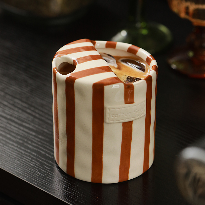 Cana ceramică retro europeană pictată manual sub glazură, ceașcă de cafea pentru acasă, ceașcă de băut, ceașcă de ceai de după-amiază