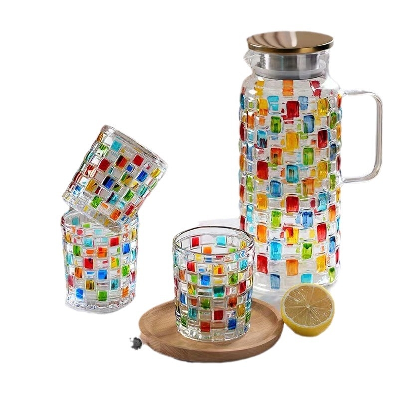 Šalto vandens butelis stiklinis, atsparus aukštai temperatūrai, didelės spalvos pakuotė šalto balto atviro vandens didelės talpos arbatos butelis šaldytuve buitinis vanduo puodelis