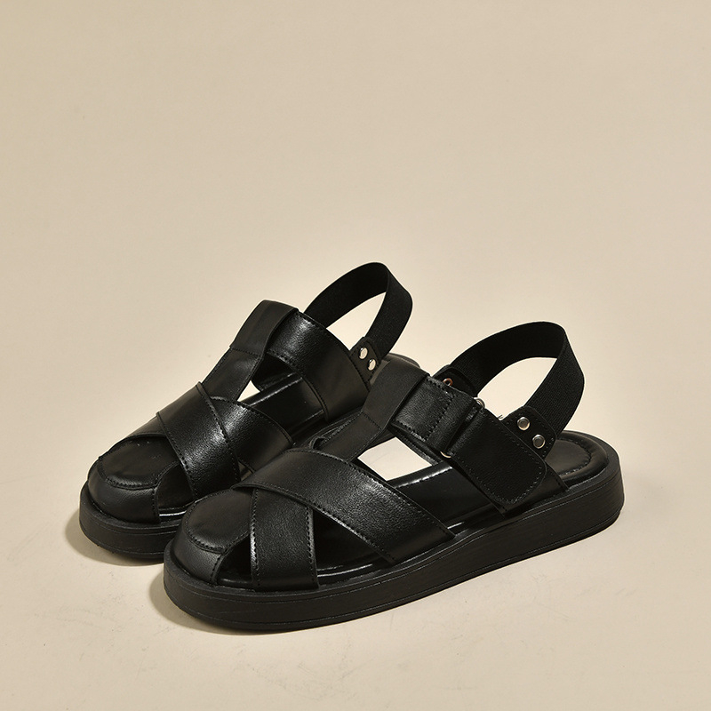 Sandale romane țesute Baotou pentru femei, îmbrăcăminte de vară exterioară 2024, stil nou de zână, cu fund plat, pantofi fierbinți cu colivie de porc, potriviți