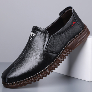 Tavaszi és őszi új puha bőr sapkás cipők üzleti férfi alkalmi nagyméretű bőr cipők lusta bebújós férfi cipők nagykereskedelem