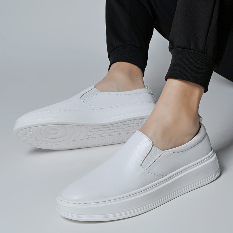 Férfi valódi bőr fehér mokaszinok koreai stílusú sokoldalú hétköznapi cipők divatos lélegző bebújós férfi cipők üreges férfi cipők
