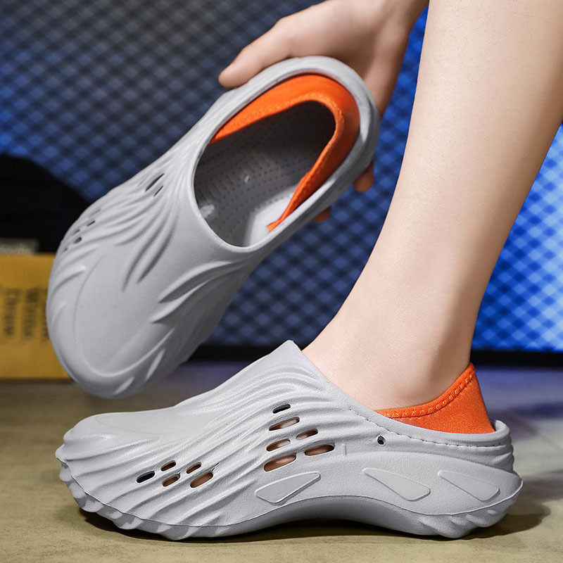 Krokodilcipők Férfi új nyári felsőruházat Kettős célú vezetői cipő Orr-orr Krokodilcipők Puha talpú otthoni kókuszos szandálok