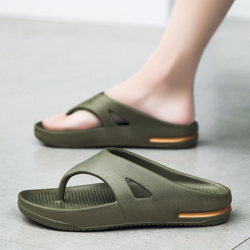 Határokon átnyúló új férfi flip-flopok 2024 nyári viselet férfi papucsok strand férfi flip-flopok nagykereskedelem