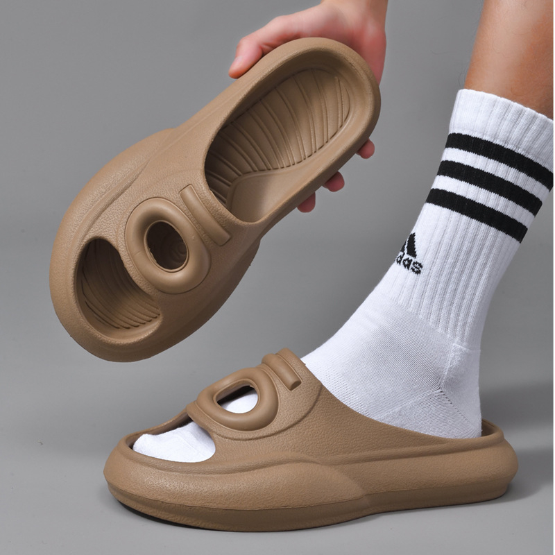 Papuci de plajă alb-crem cuplu de celebrități de pe internet, noi papuci de plajă casual cu ochi mari din cauciuc și plastic, fără gust, cu senzație de bălegar, de om de astronaut