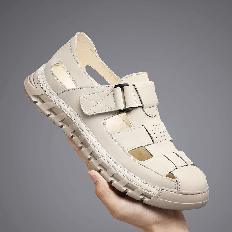 Férfi szandálok nyári külső ruházat kivágott kültéri gázló strand vezetés kettős célú sport nagy méret 4647 baotou klumpa