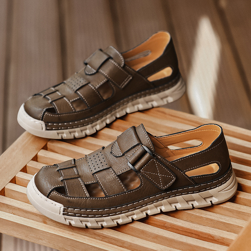 Férfi szandálok nyári külső ruházat kivágott kültéri gázló strand vezetés kettős célú sport nagy méret 4647 baotou klumpa
