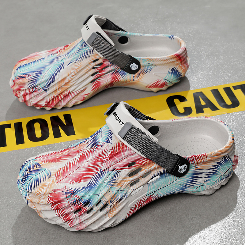 2025-ös nyári nagy méretű krokodilcipő férfi felsőruházat, lélegző, lábujjhegyen záródó papucsok, kültéri gázlócipők, strandcipők, dropshipping