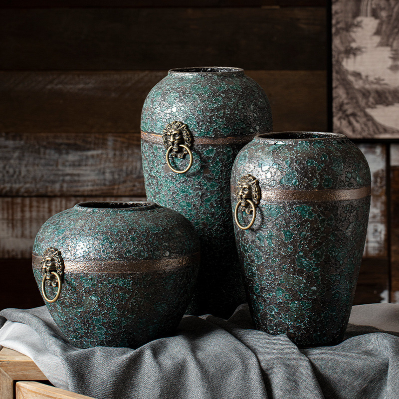 Jingdezhen New Chinoiserie Retro Old Zen įėjimo svetainės baldai su džiovintomis gėlėmis ir vandeniu iškelta keramine vaza