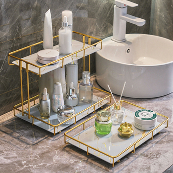 [Sprogimai per sieną] Praustuvo, kosmetikos, tualeto, dantų šepetėlio, odos priežiūros priemonių laikymo stalviršis