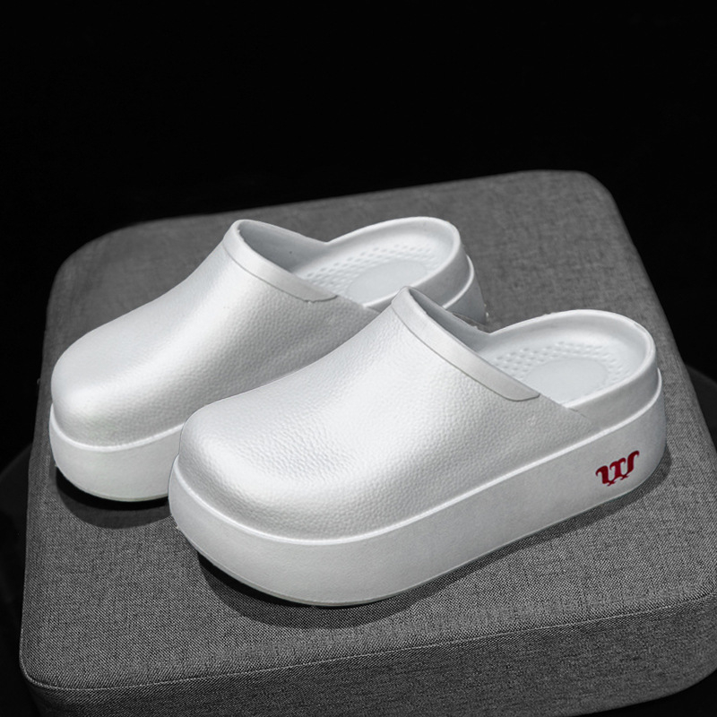 Paksu tallaga varvastega poolsussid naiste kevad- ja suveriieteks 2025. aastaks. Uued vabaaja ja mitmekülgsed kõrge säärega kingad väikestele inimestele orgasmi suurendamiseks.