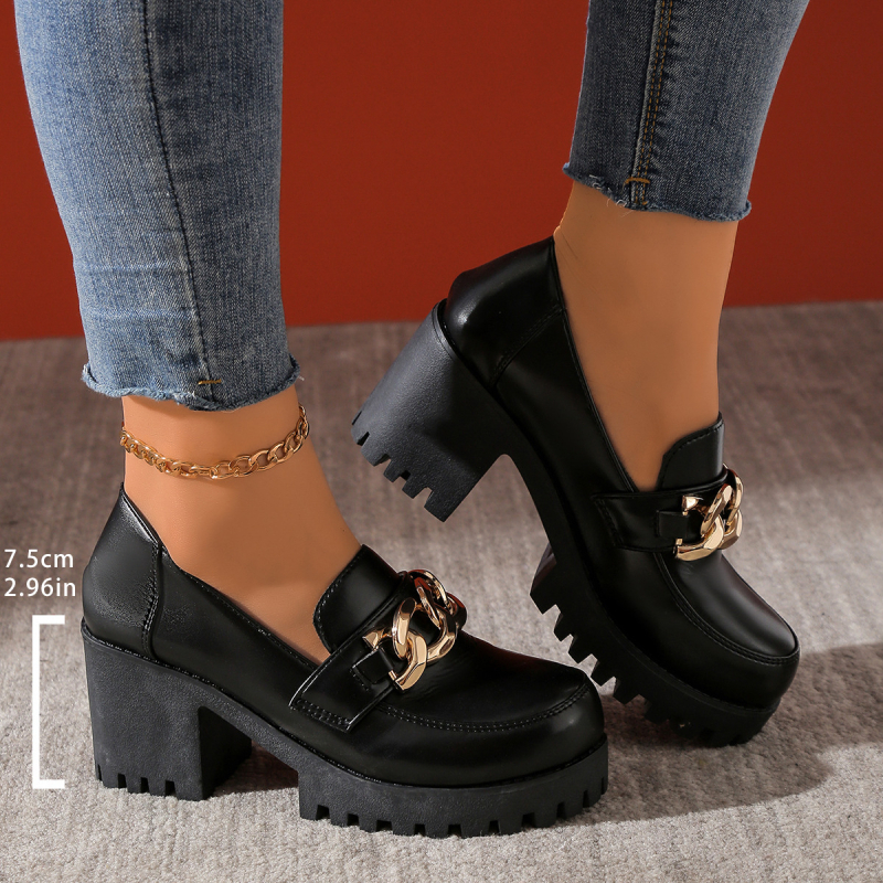 Külkereskedelmi Nagy Méretű Vastag Talpú Női Loafers Cipők 2025 Tavaszi és Őszi Új Fekete Kerek Orrú Kis Bőr Cipők