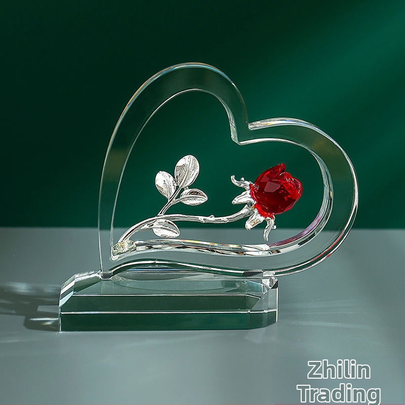 Meilės gėlė Namų apstatymas Svetainė Miegamasis Įėjimas Stalo dekoravimas Gimtadienio dovana Valentino diena Rožė Širdies formos papuošalai