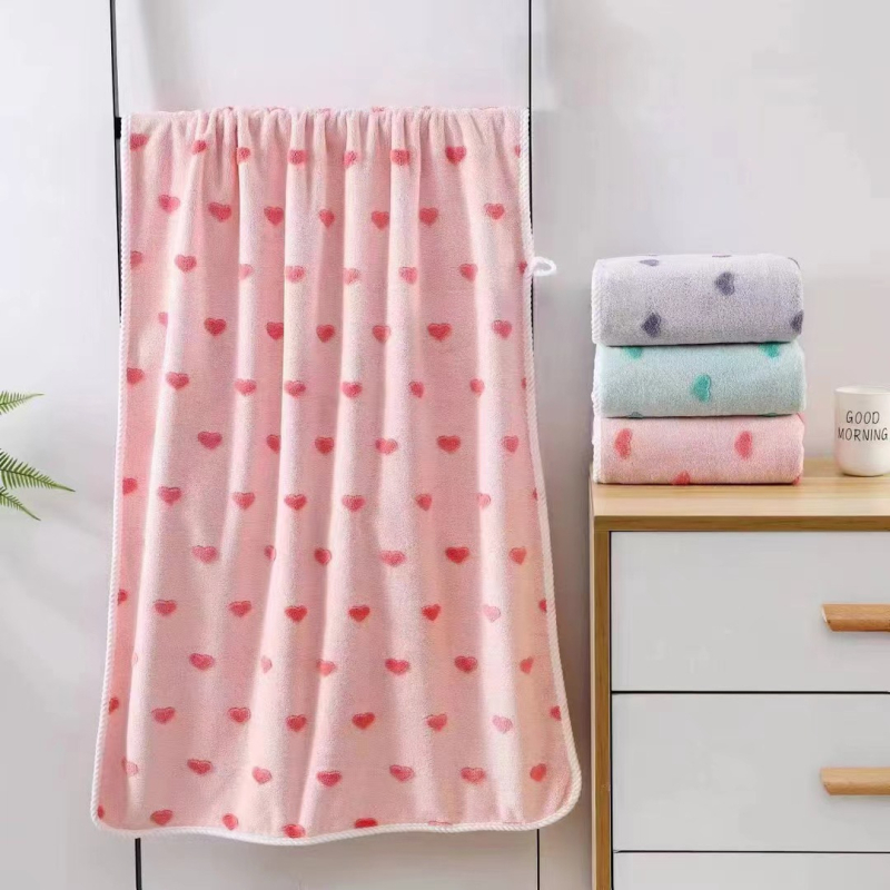 Huoguani tekstiilist Awini korallist sametist žakaarrätik, uue südamekujulise lehe noodiga stiilne imav korallist sametist vannirätik