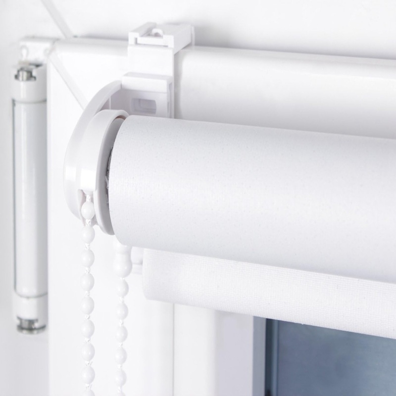 17 mm visiškai užtamsinanti žaliuzių užuolaida, balta/pilka/geltona, 100 % užtamsinimo, pakeliama, be perforacijų, užuolaida