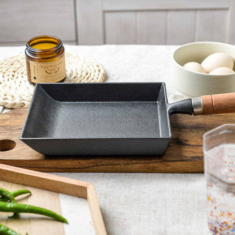 Jaapani tamagoyaki pott Paksu munaga röstitud munarull Praepann Ruudukujuline omlett Praepann Katmata mittenakkuva kattega praepann Malmist praepann