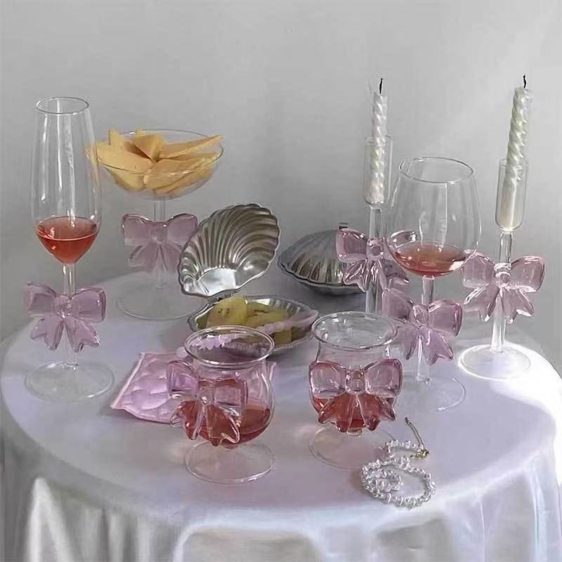 Trendi rózsaszín csokornyakkendős hercegnő boroszilikát üvegpohár nagy masnival, gyümölcslépohár, ins stílus