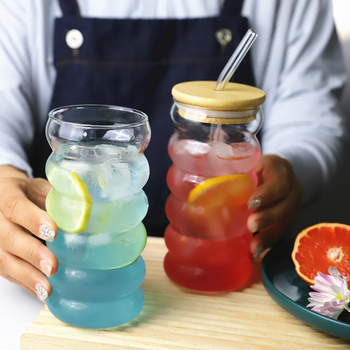 Υψηλής αξίας φυσητό χειροποίητο φλιτζάνι κάμπια, κυματοειδές γυάλινο φλιτζάνι καφέ γάλακτος, χαριτωμένο φλιτζάνι καφέ με σπειροειδή θηλιά