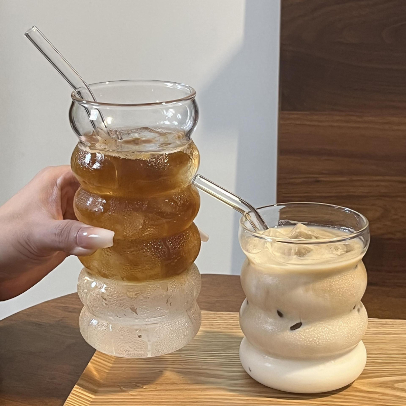 Nagy értékű, kézzel fújt hernyópohár hullámosított üveg tejeskávéspohár aranyos spirálhurkos kávéspohár