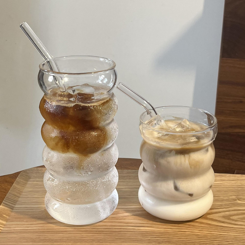 Nagy értékű, kézzel fújt hernyópohár hullámosított üveg tejeskávéspohár aranyos spirálhurkos kávéspohár