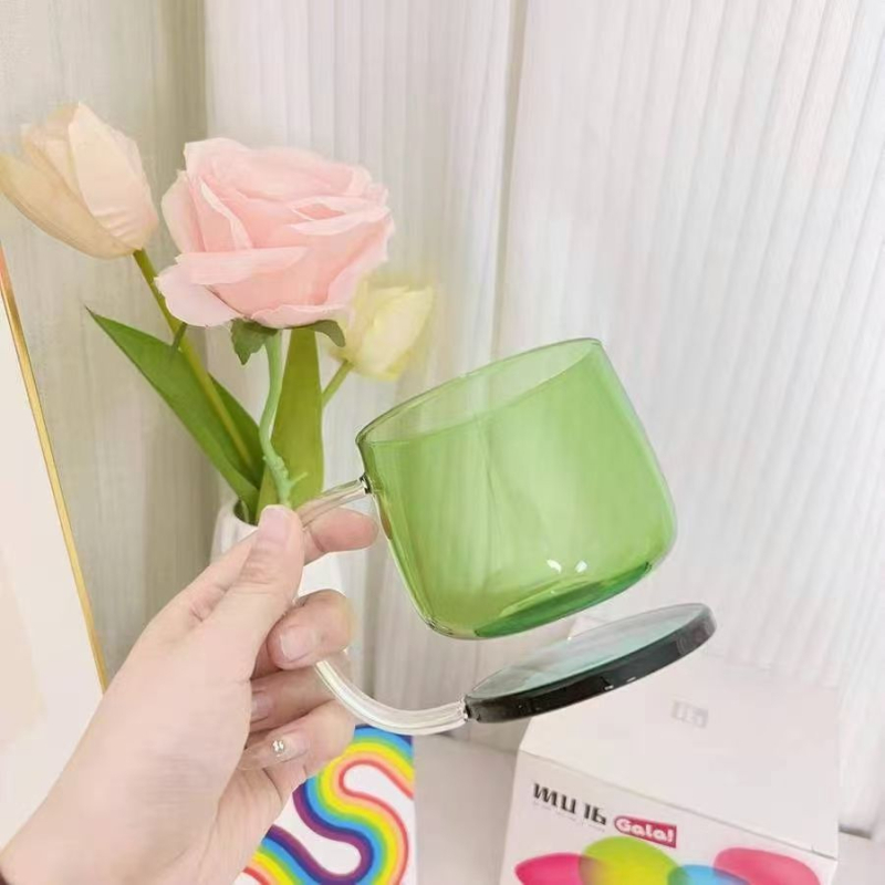 Kreatív Függesztett Üvegpohár, Magas Bórszilikát Üveg Kávéspohár, Magas Kinézetű Kontrasztos Színű Függesztett Ivópohár, Háztartási Tejespohár