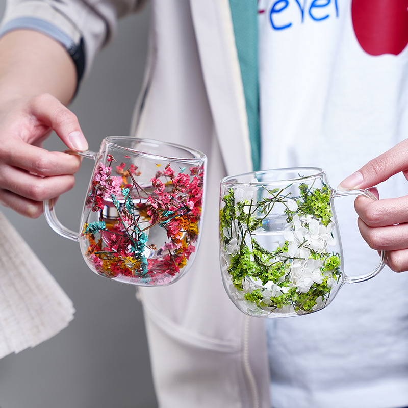 Stílusos új, valódi virágos szárított virágú, kétrétegű boroszilikát üveg irodai bár Home Mark kávéscsésze