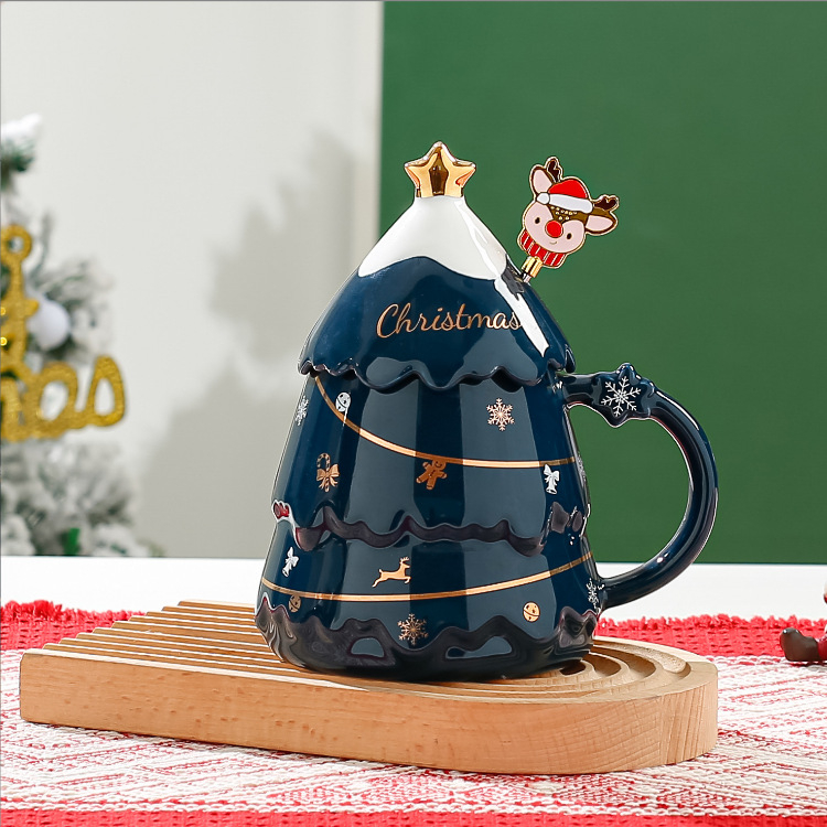 Kruus jõuludeks keraamiline tass kaane ja lusikaga ärikingitus paarile suure mahutavusega tass kohandatud logo loominguline disain