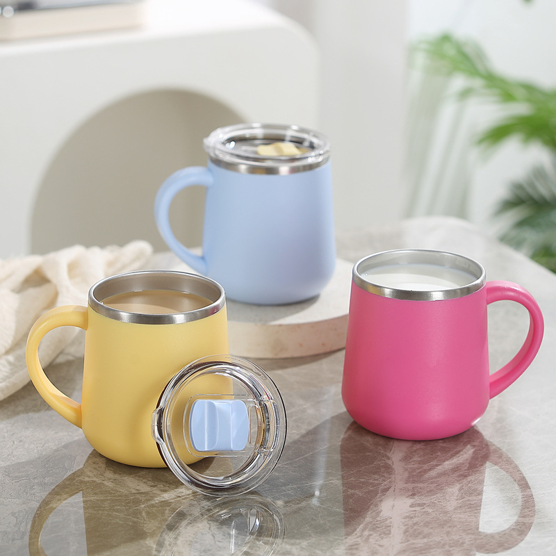 Kõrge väärtusega kruus tüdrukutele mõeldud kaasaskantav kohvitass kaanega, kahekihiline, põletuskindel, suletud roostevabast terasest majapidamiskruus