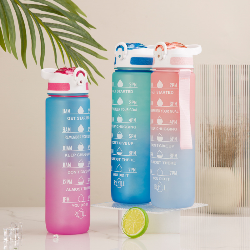 Plastikinis sportinis puodelis, gradiento spalvos, didelės talpos lauko SK virdulys studentams, išvaizdus nešiojamas šiaudelis, erdvus puodelis