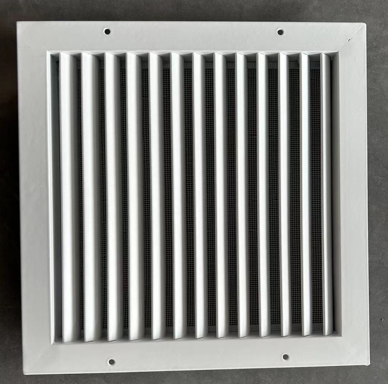 Tarpvalstybinės aliuminio lydinio žaliuzės oro išleidimo anga Išorinė siena Išlenktas mentė Kvėpuojanti vieno sluoksnio žaliuzė Centrinis oro kondicionavimo išleidimo angos apdorojimas