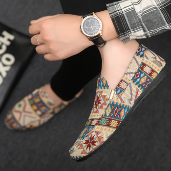 Tavaszi és nyári sapkás cipők férfiaknak, koreai stílusú cipők, férfi hétköznapi cipők, bebújós papucsok, férfi lusta cipők, régi pekingi szövetcipők