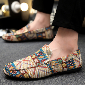 Tavaszi és nyári sapkás cipők férfiaknak, koreai stílusú cipők, férfi hétköznapi cipők, bebújós papucsok, férfi lusta cipők, régi pekingi szövetcipők